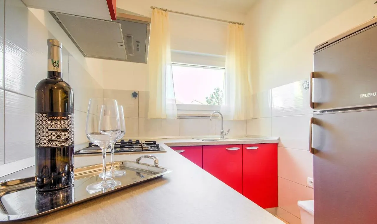 Apartment Apartmani Prodan 2 Fažana